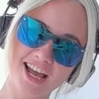 2b_ Nahé