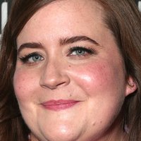 Aidy Bryant Nahé