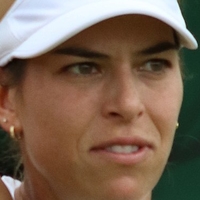 Ajla Tomljanovic Nahé