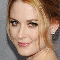 Alexandra Breckenridge Nahé