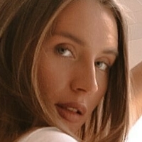 alexandravolosova Nahé
