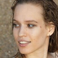 AliceTheFreak Nahé
