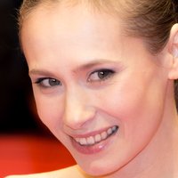 Alina Levshin Nahé