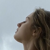 Amelie Lou Nahé