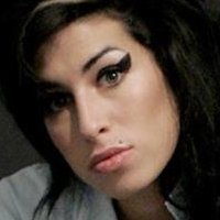Amy Winehouse Nahé