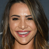 Andi Dorfman Nahé