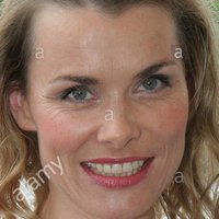 Andrea Luedke Nahé