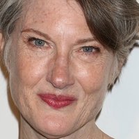 Anette O'Toole Nahé