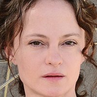 Angela Bettis Nahé