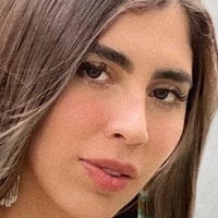 Angela Vazquez Nahé