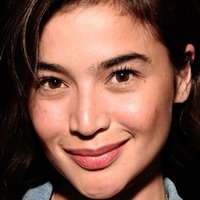 Anna Curtis Nahé