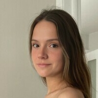 AnnaAnna Nahé