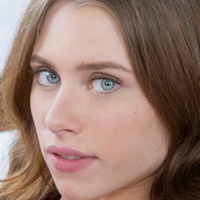 Anya Olsen Nahé