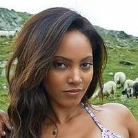 Ariel Meredith Nahé