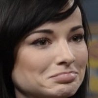 Ashley Rickards Nahé