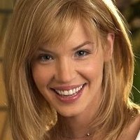 Ashley Scott Nahé