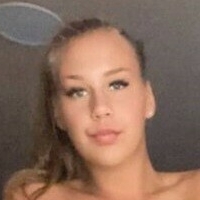 ava.busty Nahé