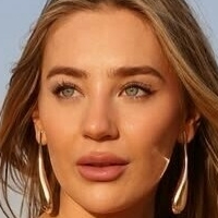 Beth Lily Nahé