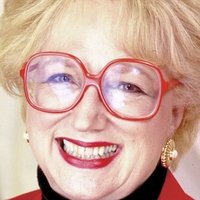 Betty Segal Nahé