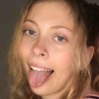 bettyj420 Nahé
