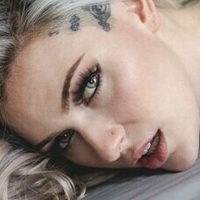 blackheartburlesque Nahé