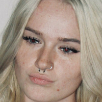 Blake Bloom Nahé