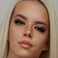 Blondedoll666 Nahé