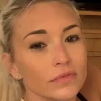 Blondiedoll2020 Nahé