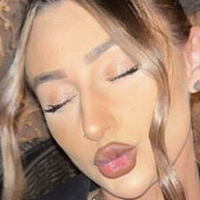 Briony W Nahé