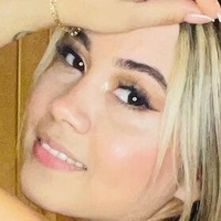 Brisnareyes26 Nahé