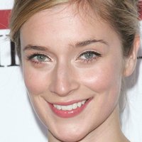 Caitlin Fitzgerald Nahé
