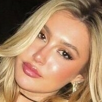 Carly Lawrence Nahé