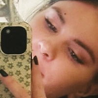 celinecorafree Nahé
