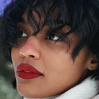 China Anne McClain Nahé