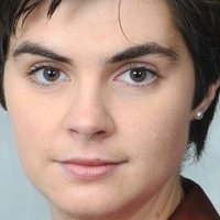 Chloe Smith Nahé