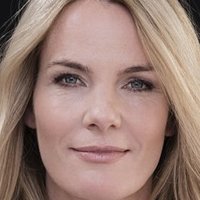 Chrissy Schulz Nahé