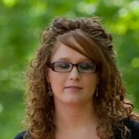 Courtney Hogan Nahé