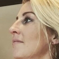 Courtney Sins Nahé