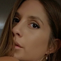 Courtney Nahé