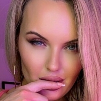 cristinafoxvip Nahé