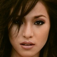 Cristine Reyes Nahé