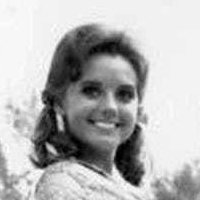 Dawn Wells Nahé