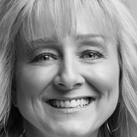 DeAnna Robbins Nahé