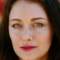 Deanna Russo Nahé
