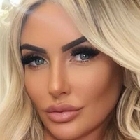Debbie Clarkson Nahé