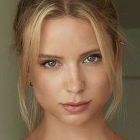Denise Rivers Nahé