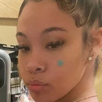 diamond.desirae Nahé