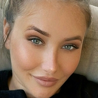 elevatedbabes Nahé