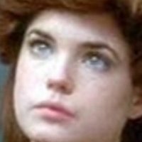 Elizabeth McGovern Nahé