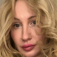 elizabethrabbit Nahé